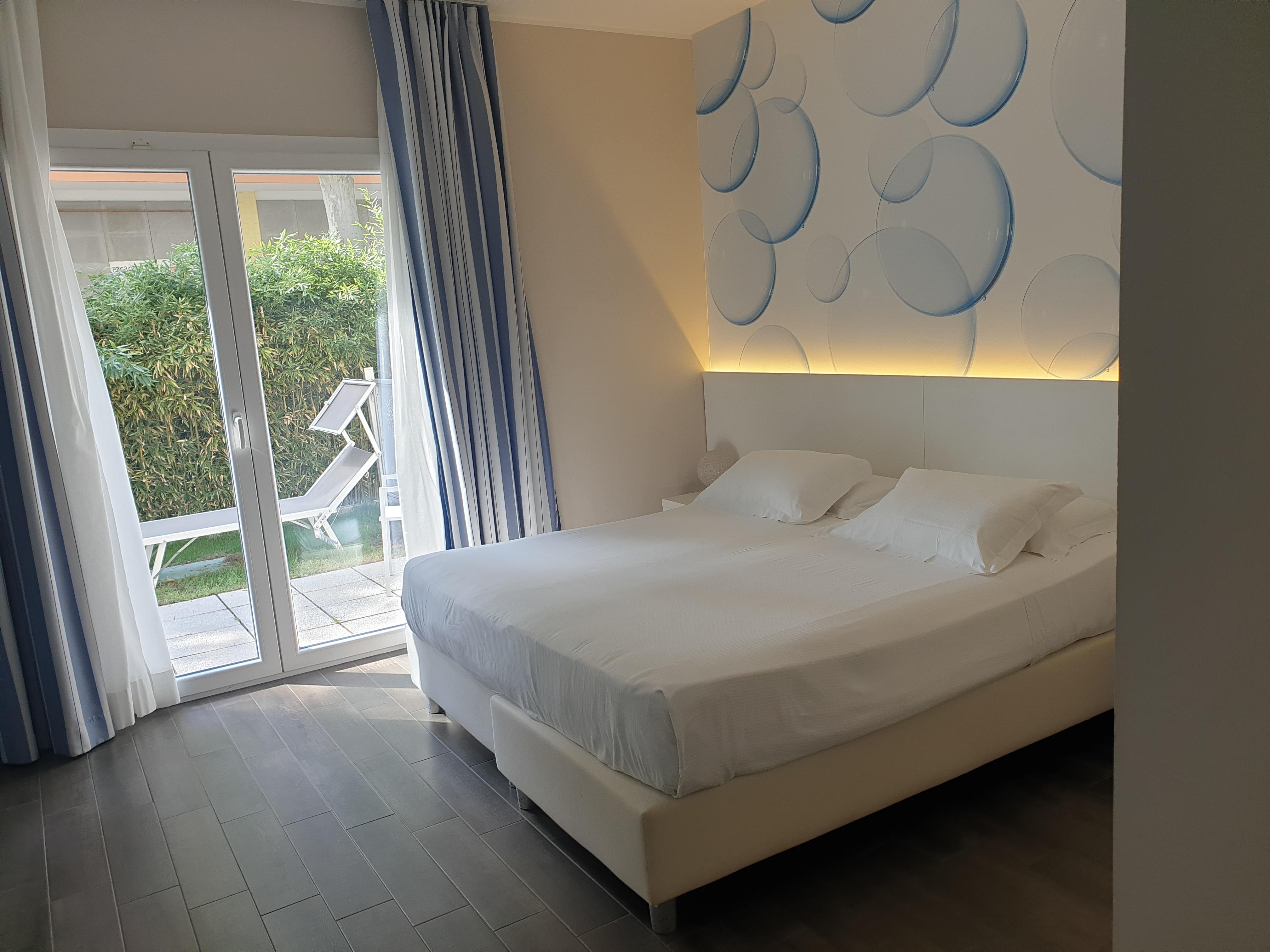 Oxygen Lifestyle Hotel Viserbella di Rimini Εξωτερικό φωτογραφία