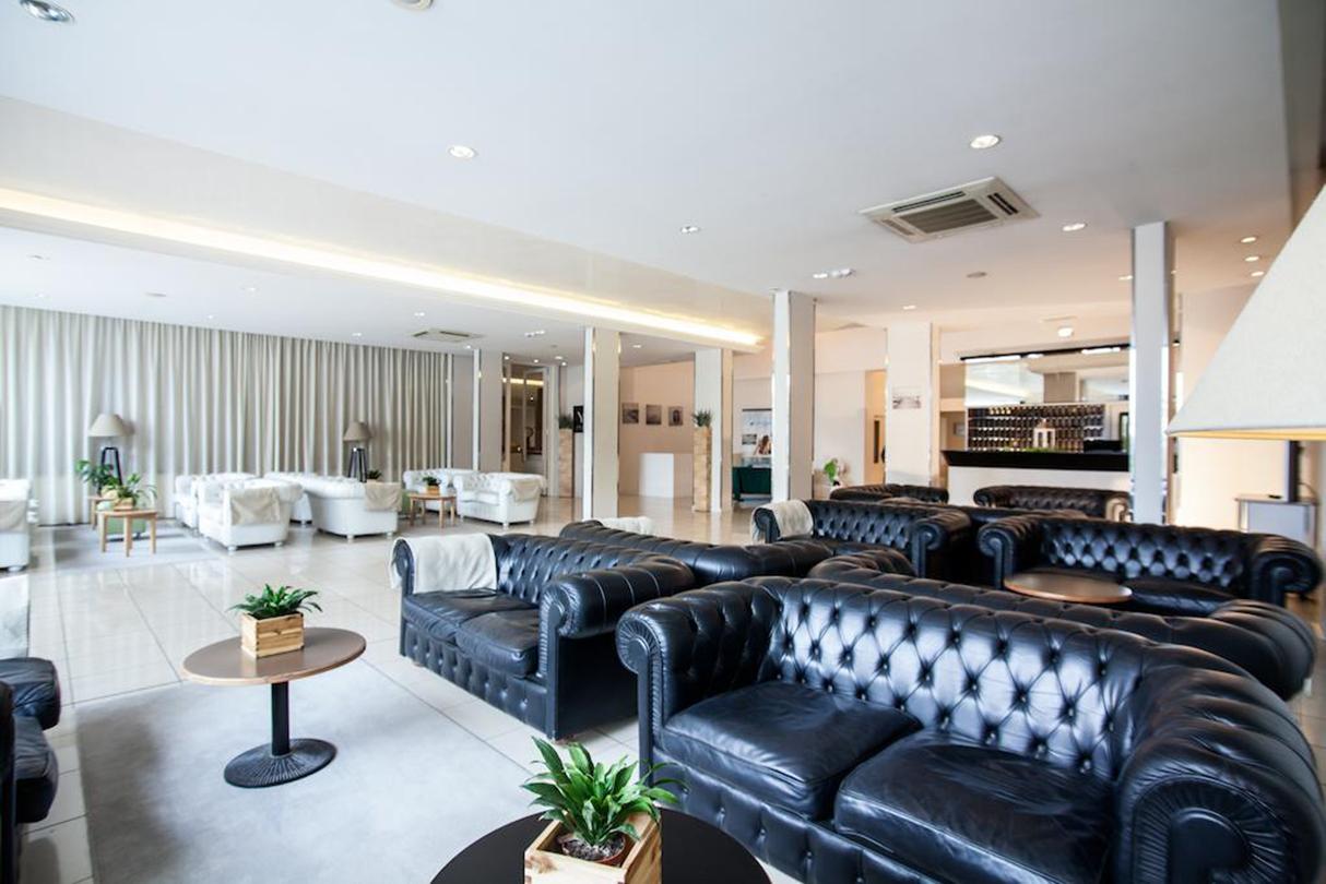 Oxygen Lifestyle Hotel Viserbella di Rimini Εξωτερικό φωτογραφία